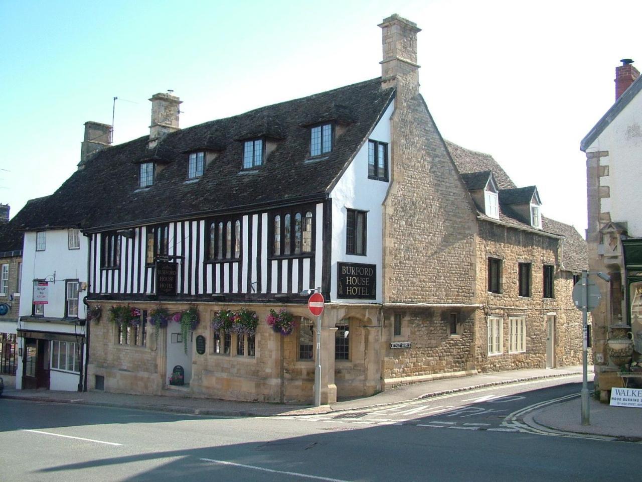 Bed and breakfast Burford House Bh Extérieur photo